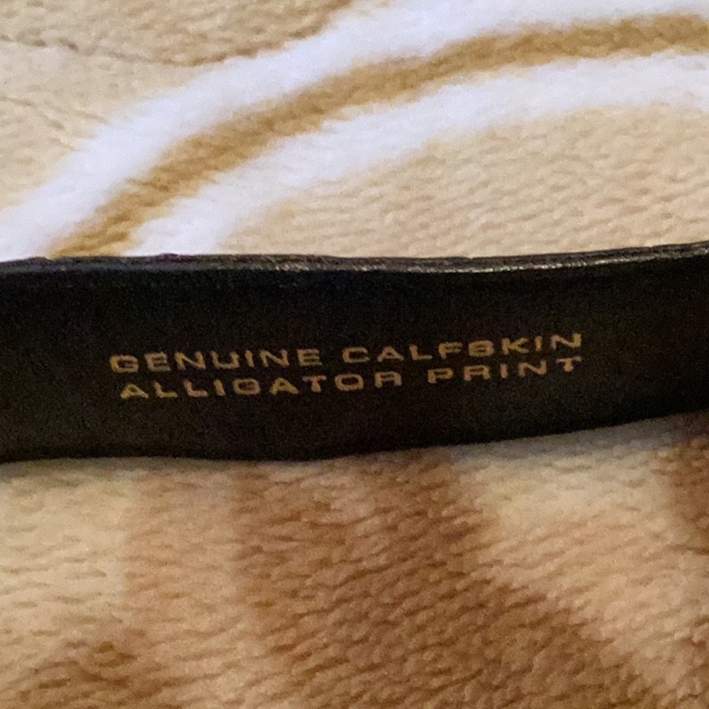 Vincenza Brown Calfskin Alligator Print Belt w/ Large Gold Hardware - Picture 6 of 9